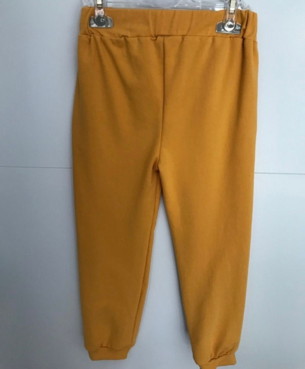 Dream Dress - Spodnie dresowe miodowe 110/116,