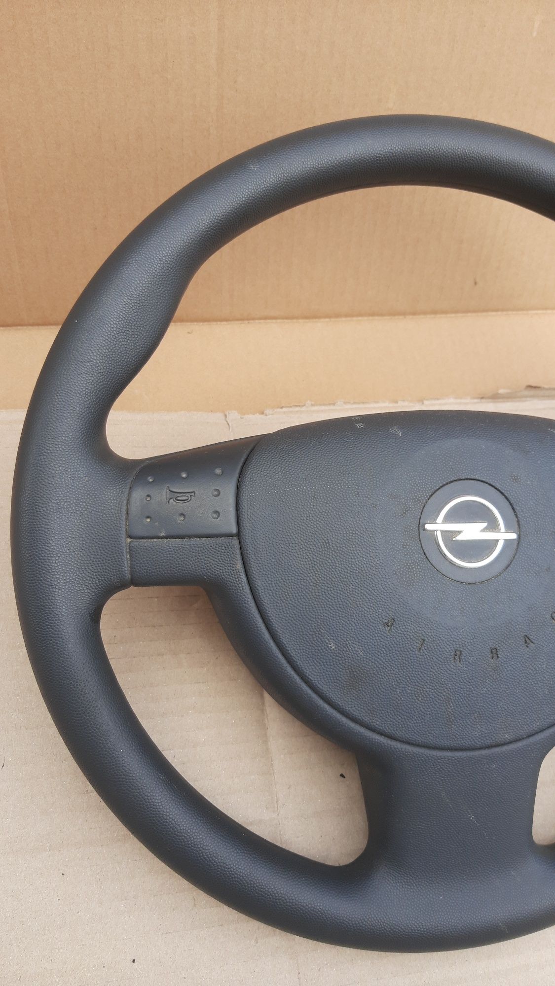 Kierownica kompletną Opel Corsa C Combo