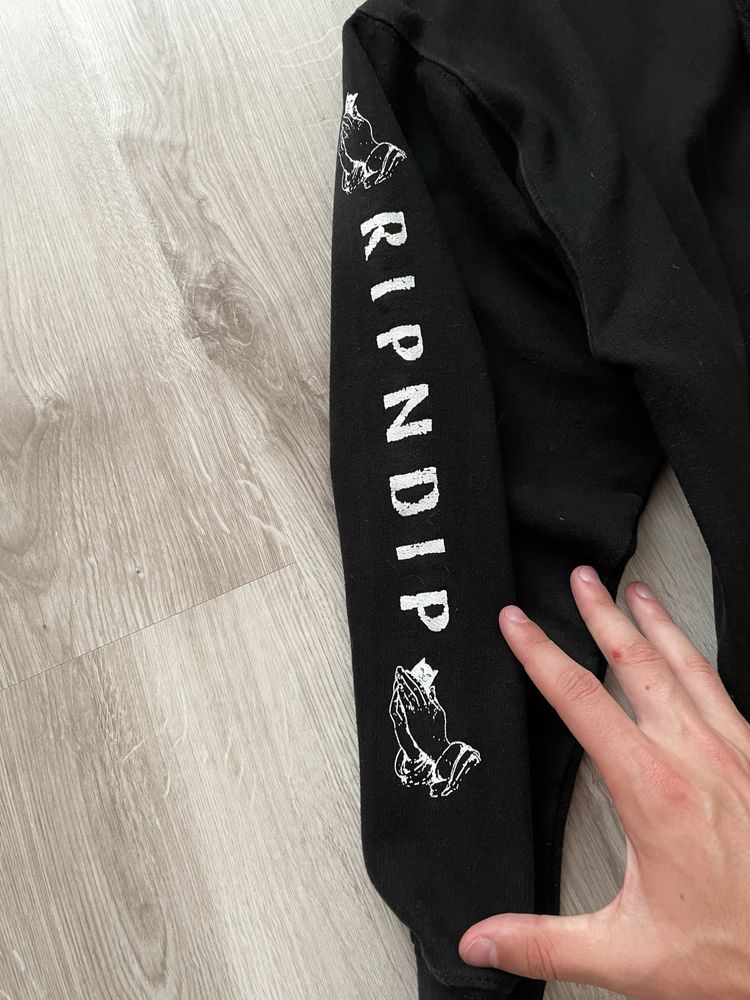 Худі RipNdip з принтом на рукаві