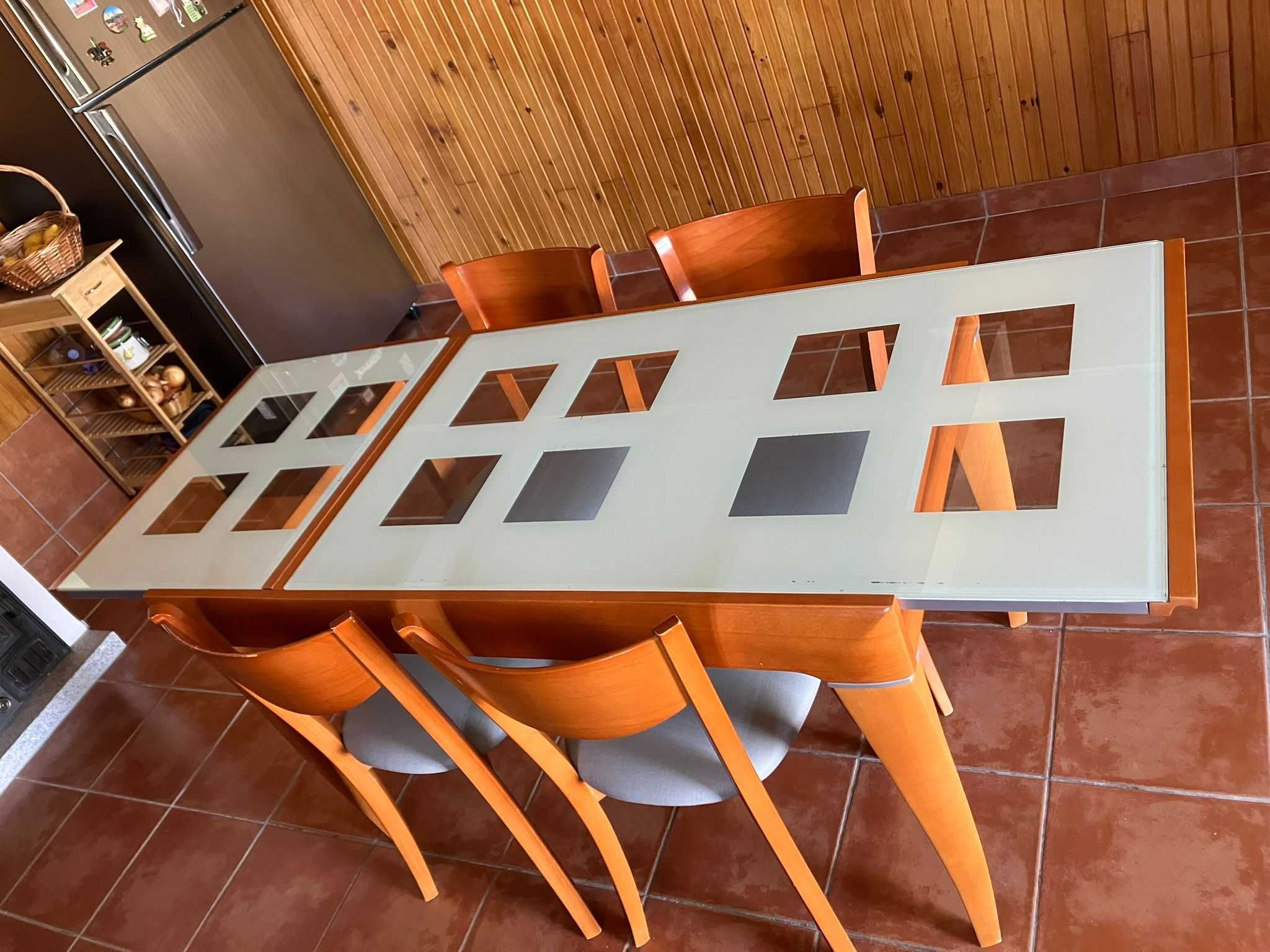 Mesa de Jantar Extensivel