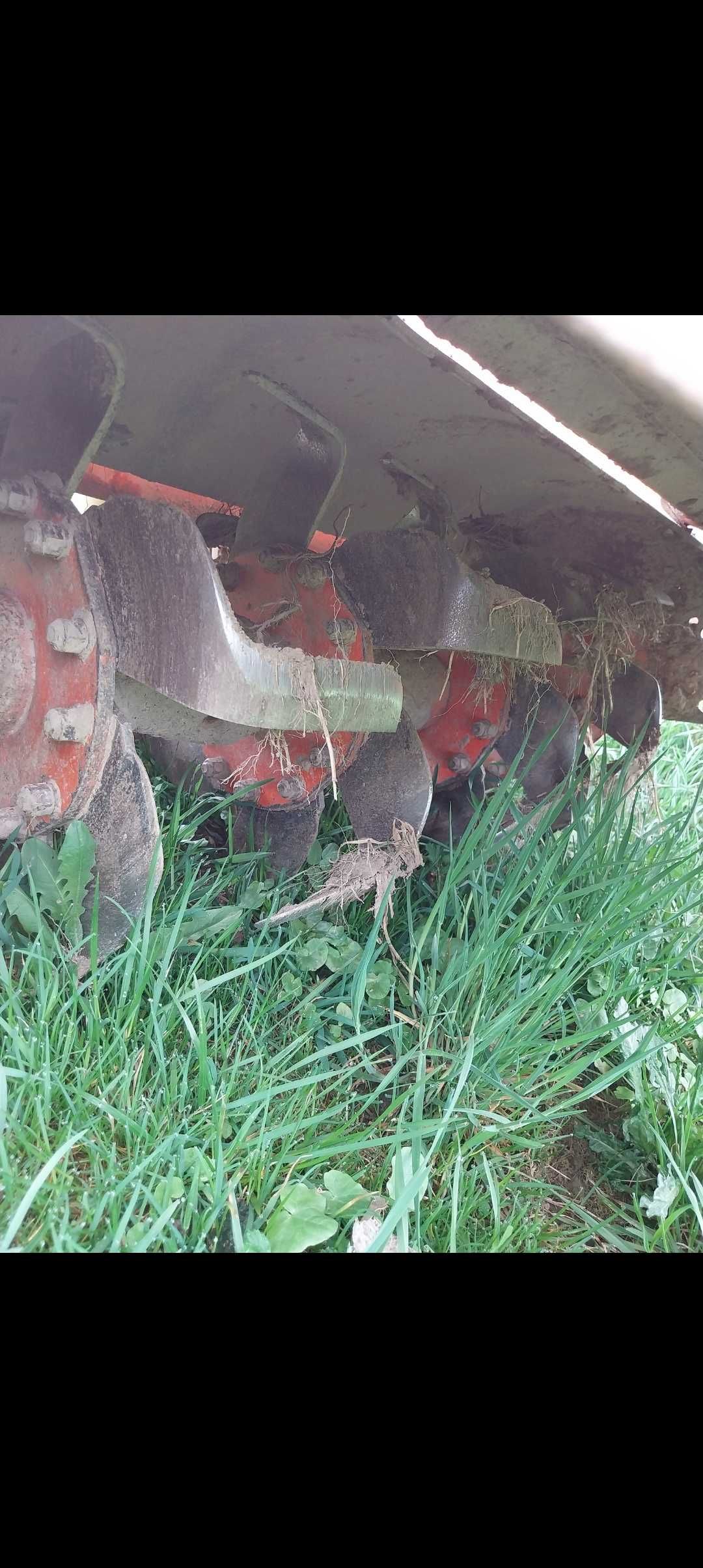 Mini agregat-gruber ogrodniczy do traktorka ogrodowego