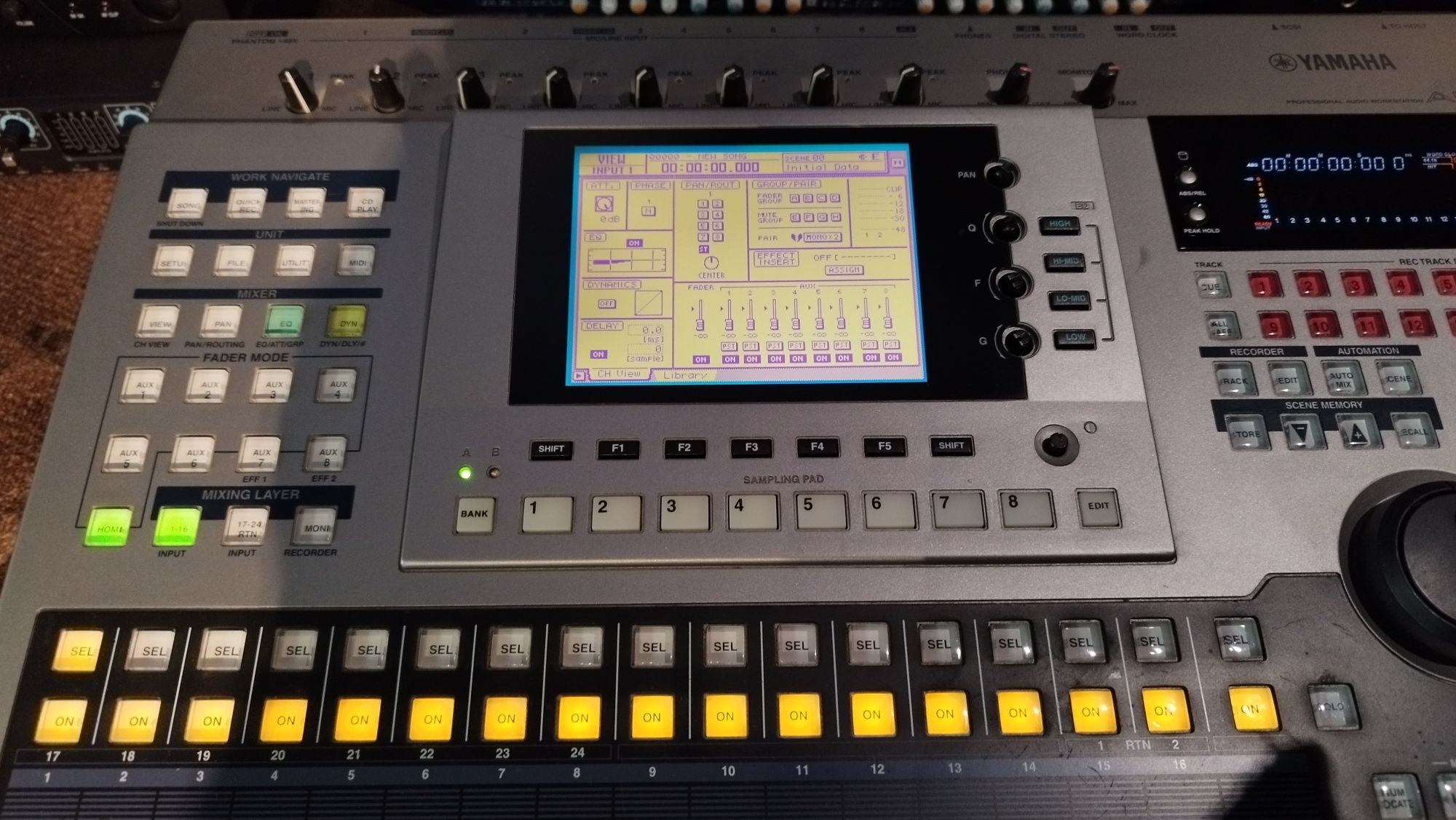 Yamaha AW4416 Mikser rejestrator procesor efektów