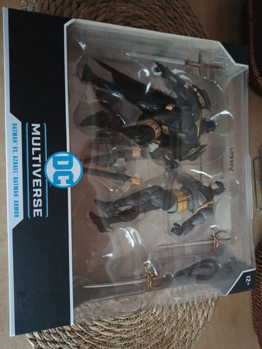 White knight batman бетмен білий лицар dc multiverse McFarlane