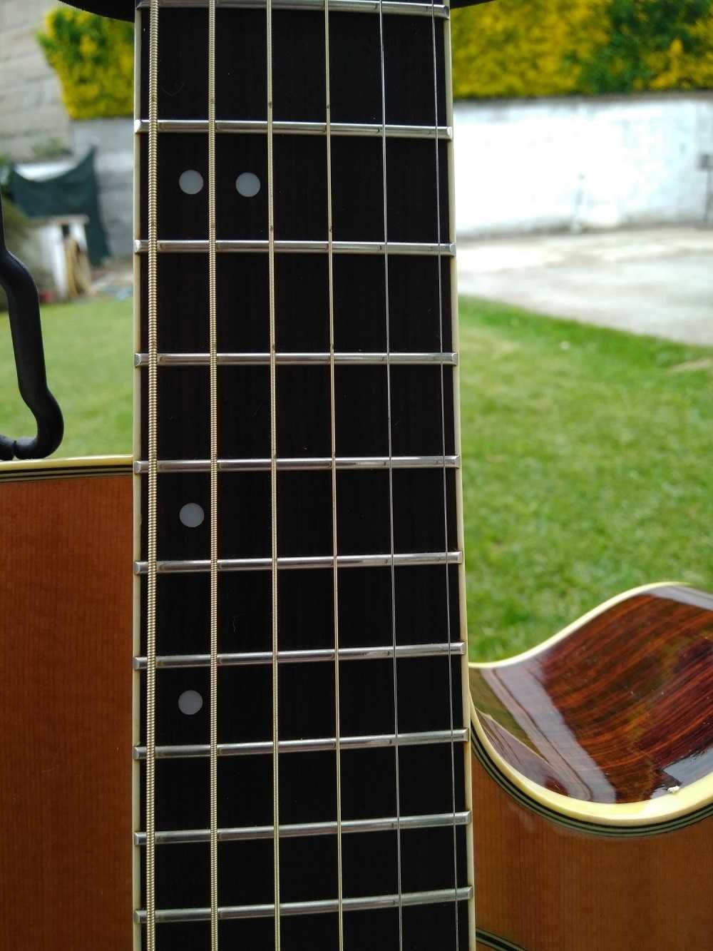 Guitarra Cort MR-740FX