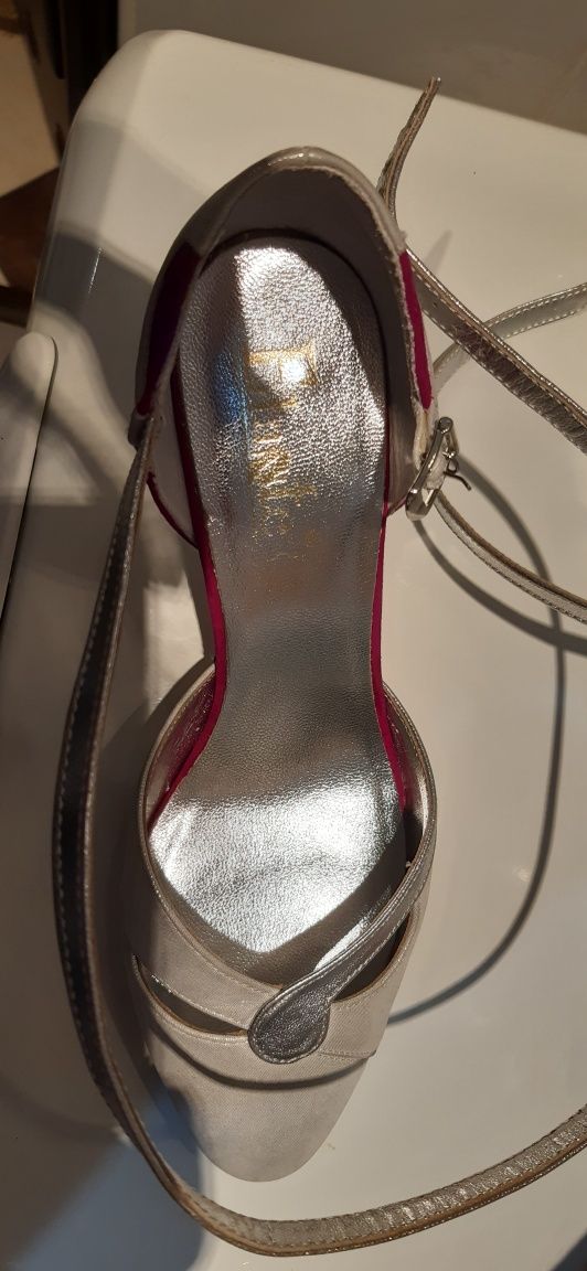 Buty ślubne fuksja rozmiar 38