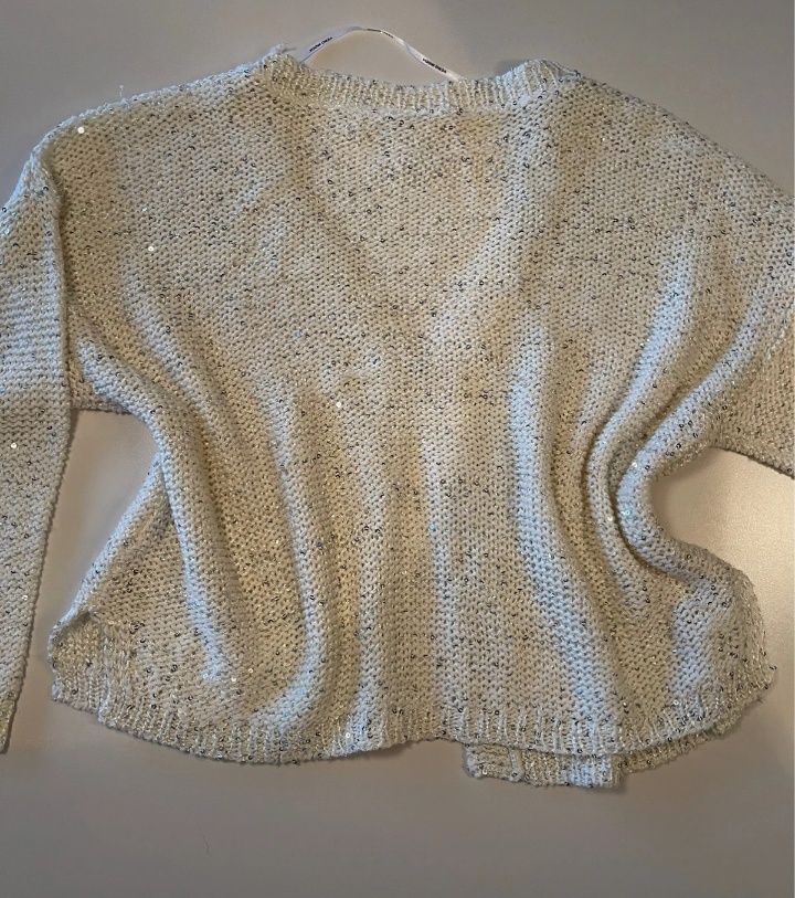 Sweter błyszczący
