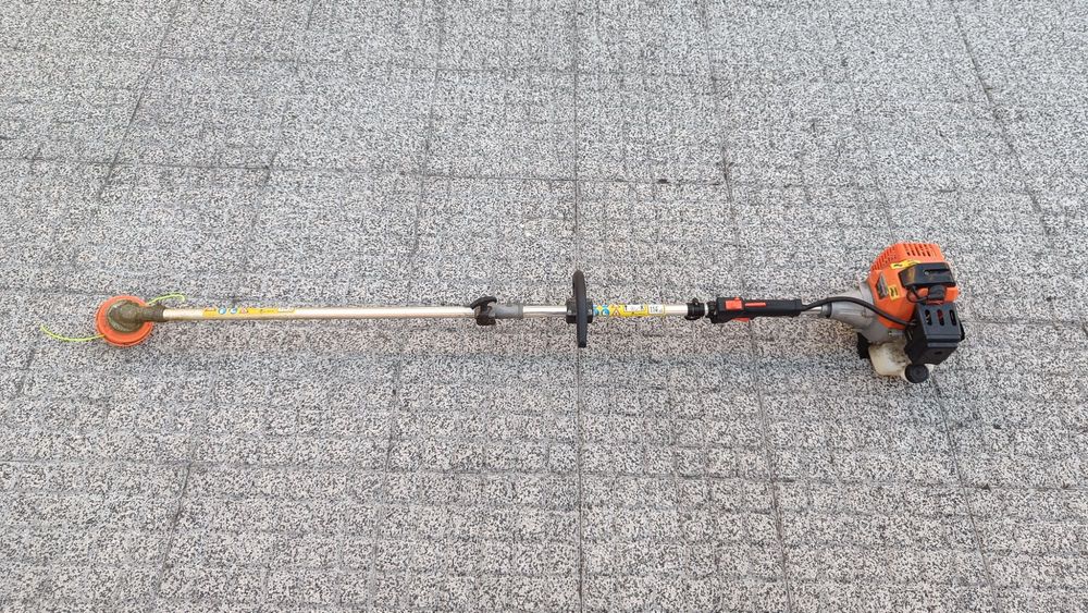 Roçadeira de relva a gasolina - Stihl FS 76