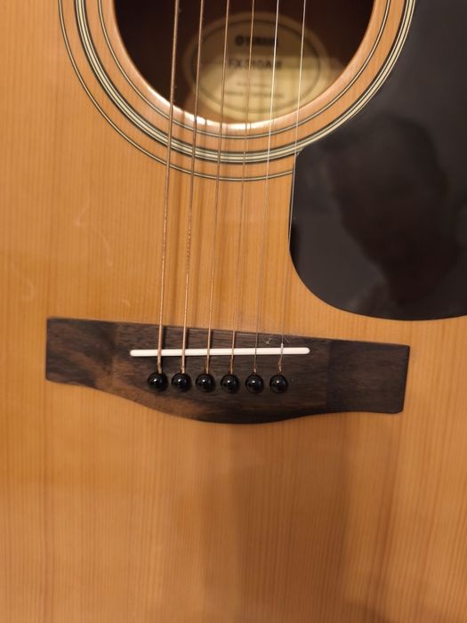 Gitara elektroakustyczna Yamaha FX310A II – świetne brzmienie