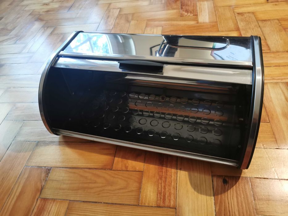 Caixa de pão cromada brilhante BRABANTIA
