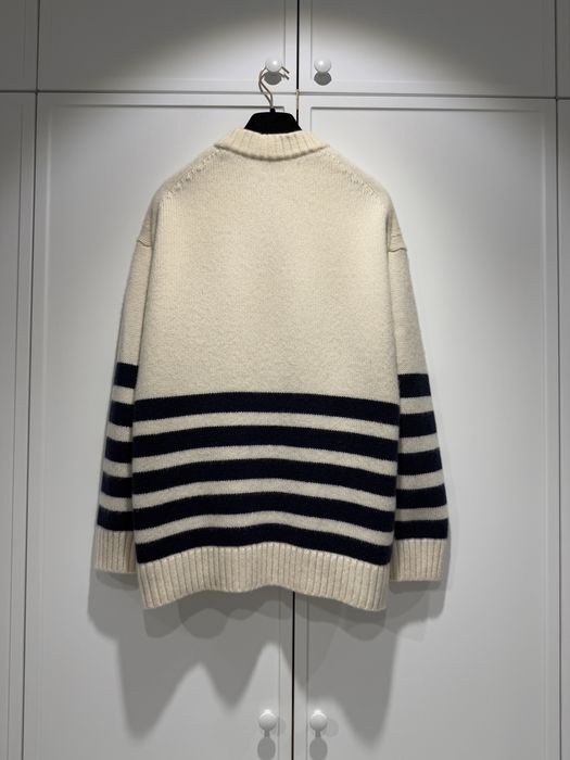 COS молочний кашеміровий джемпер в смужку кашемір светр