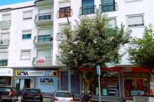 Apartamento c/ 4 assoalhadas com Terraço no CENTRO da Lourinhã!