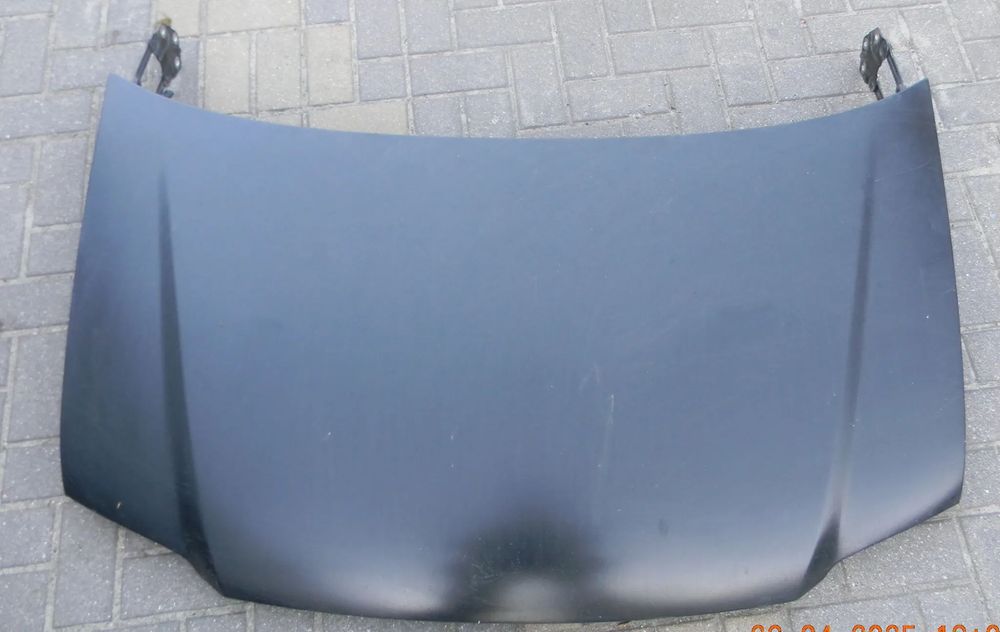 maska silnika VW TOURAN CADDY III 03-08  CZARNA zawiasy