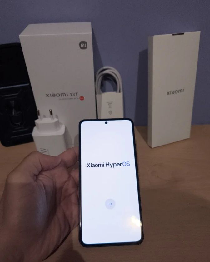 Xiaomi 13T - Potência e Fotografia de Alta Qualidade