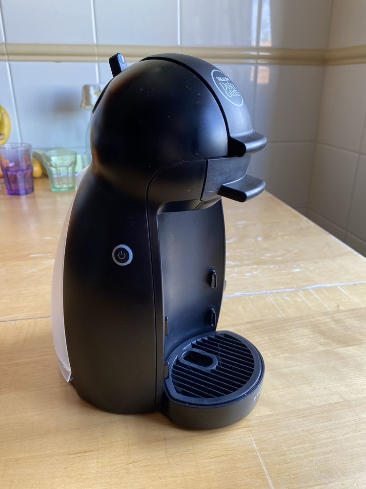 Máquina Café Nestlé Dolce Gusto Krups