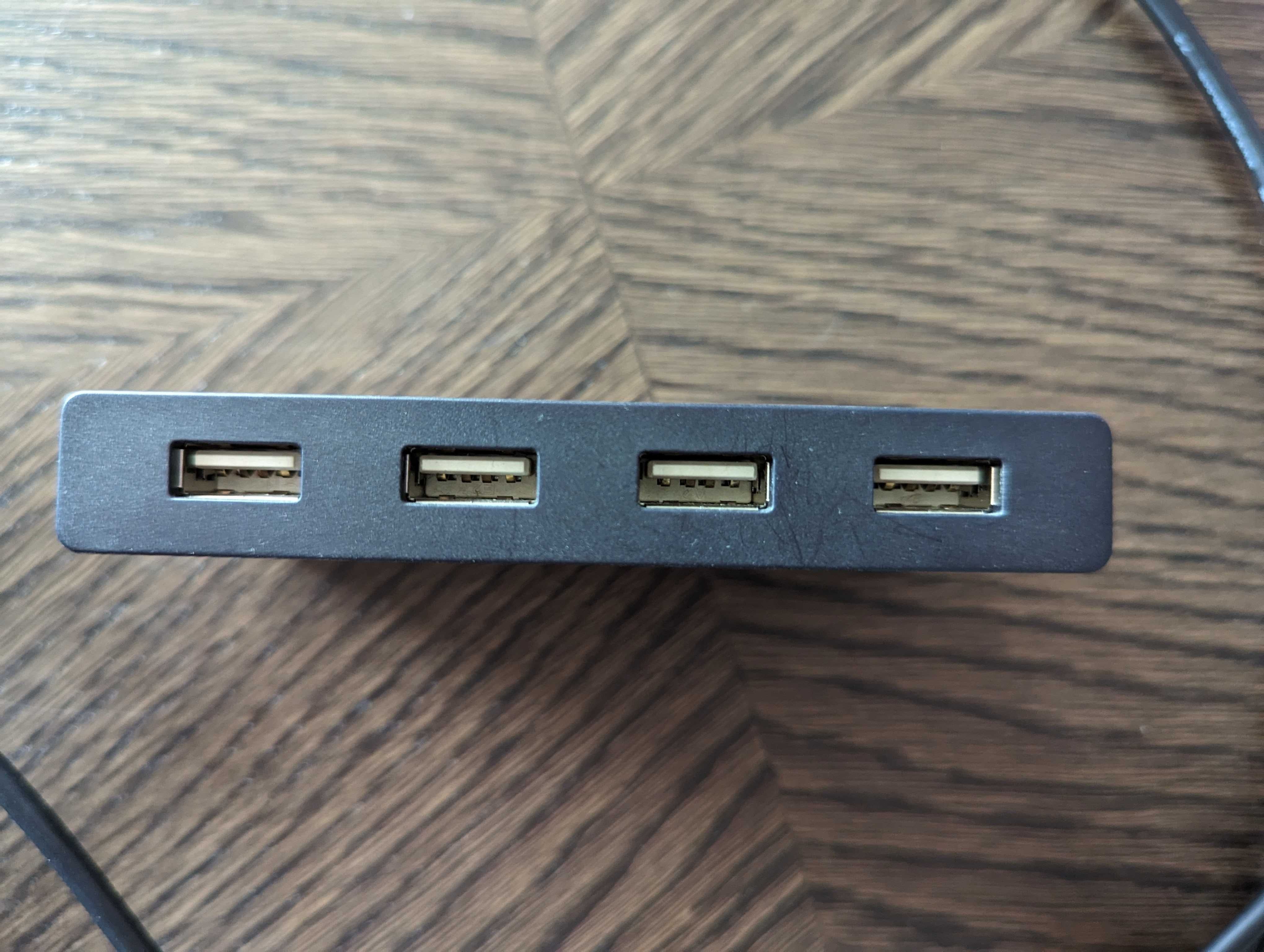 Przełącznik Ugreen Switch KVM USB 2x4 UGREEN USB 2.0