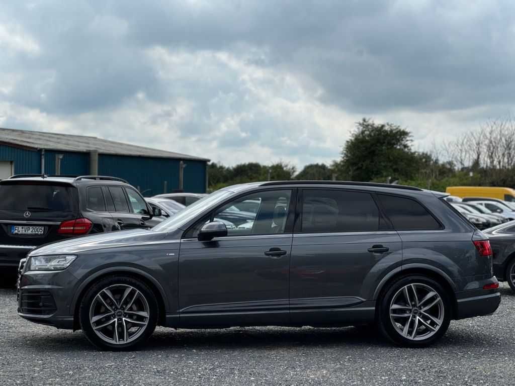 Бампер Audi Q7 4M запчастини Ауді Ку7 4М бампер разборка