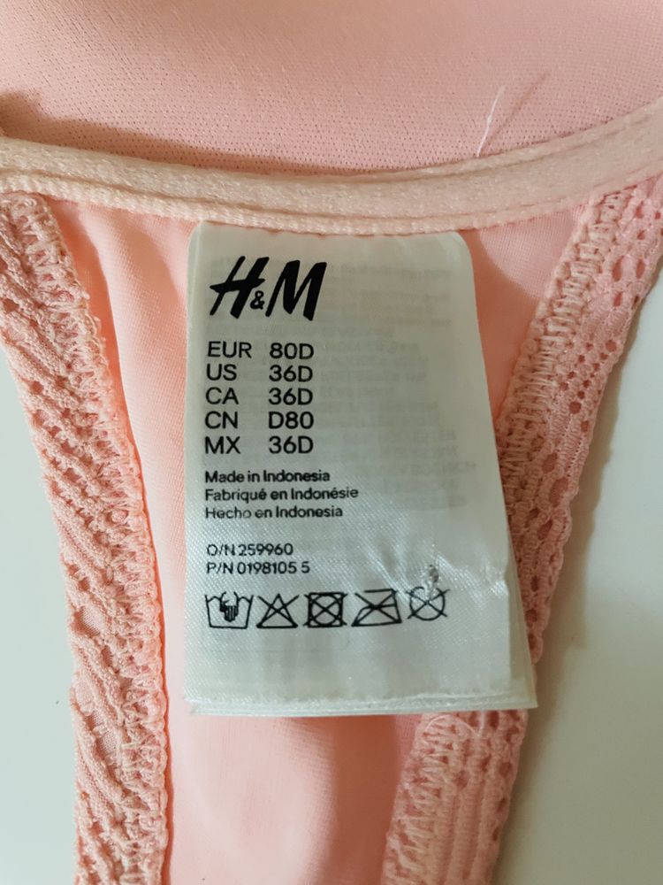 Biquíni H&M parte de cima em renda