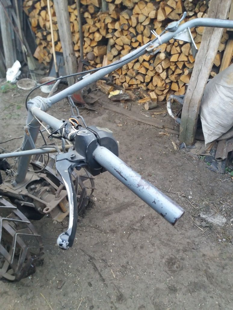 Продам мотоблок .електрофреза.