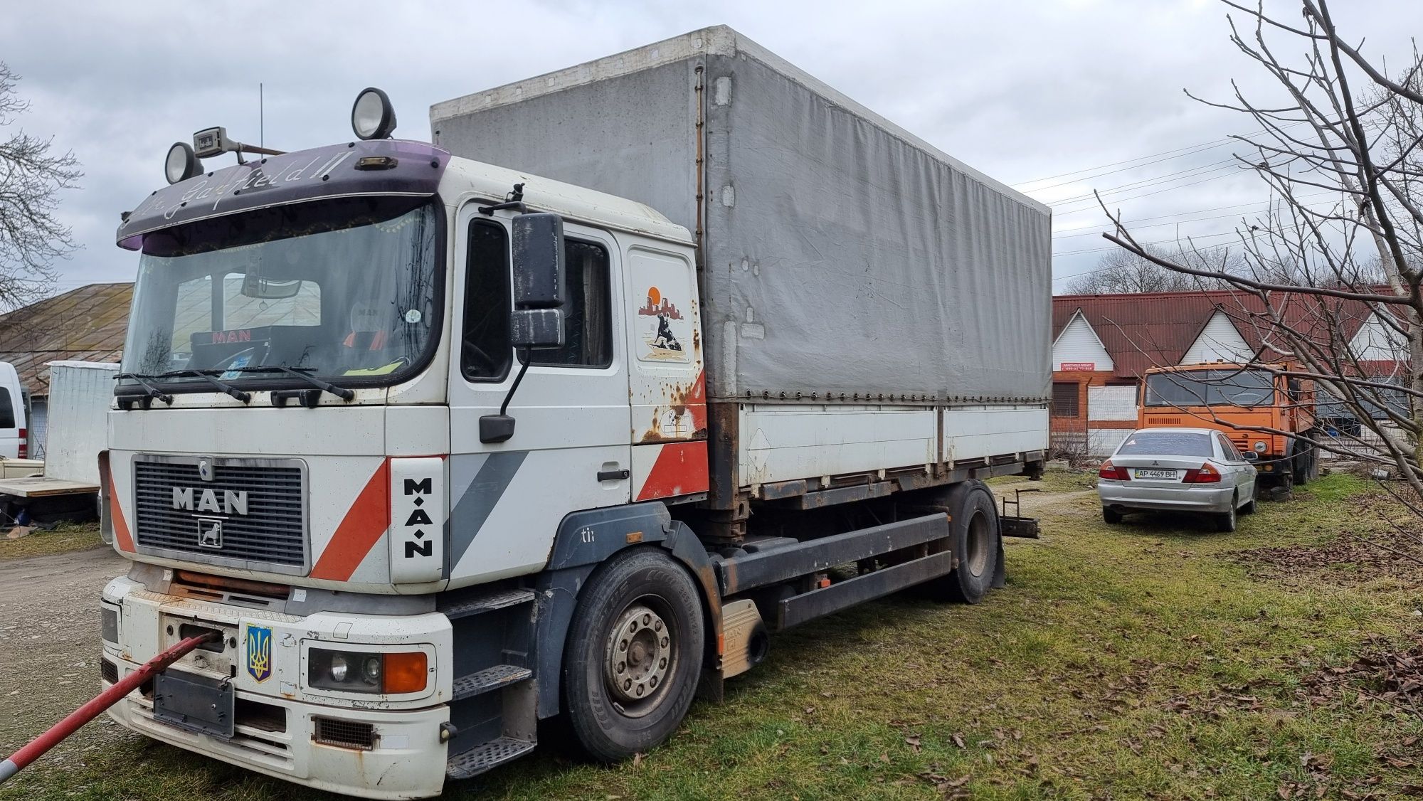 Man продам .Потребує ремонту мотору та косметичного ремонту.