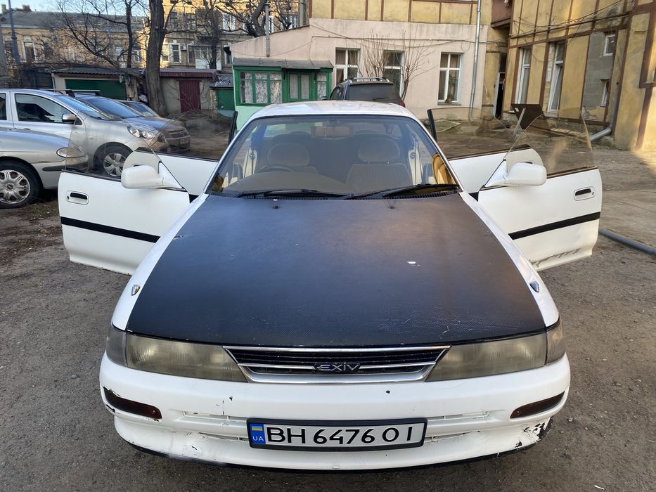 Тойота Корона Эксив