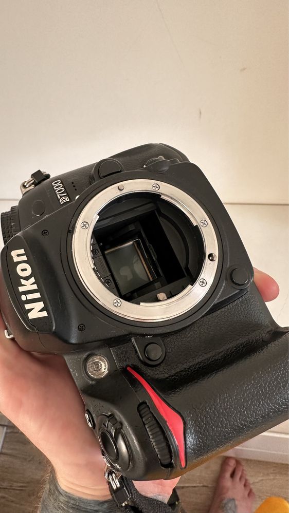 Nikon D7000 Body + Блок батарей у подарунок