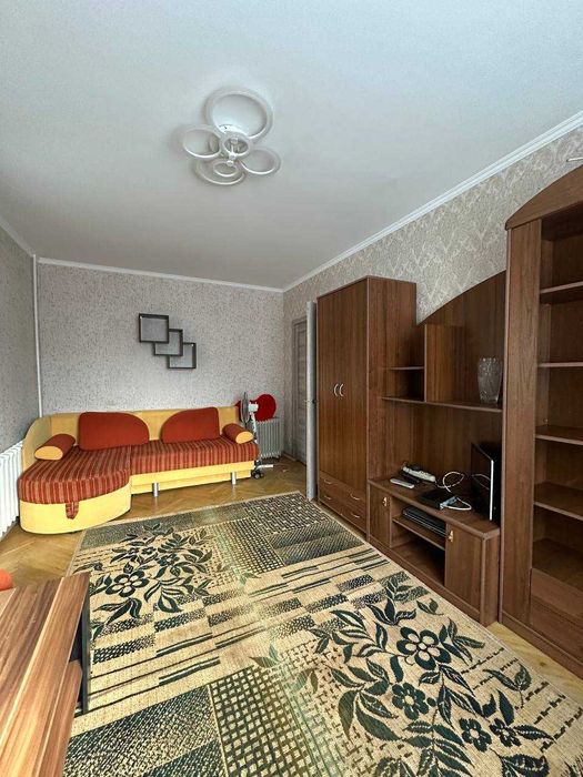 Двокімнатна квартира Д.Галицького,район автовокзалу   11000+ КП