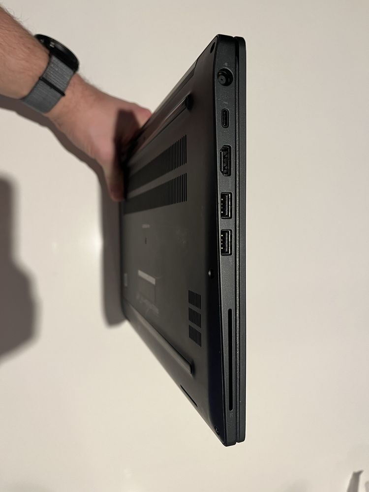 Dell Latitude 7490