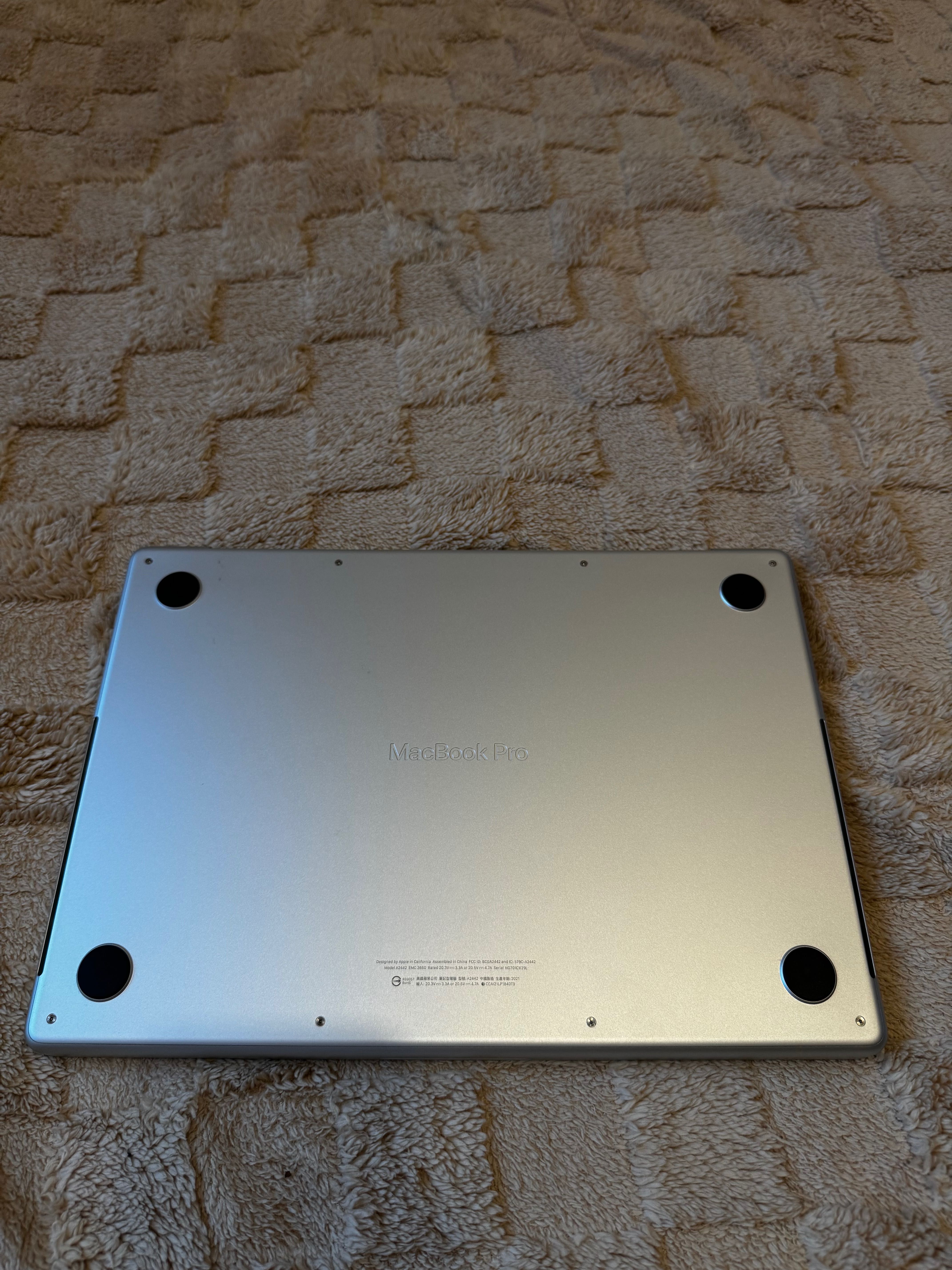 MacBook Pro m1 a2442