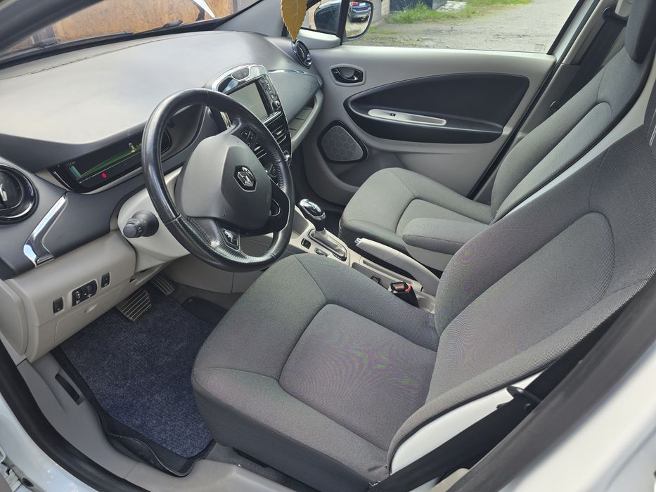 Рено зое зоя 2016