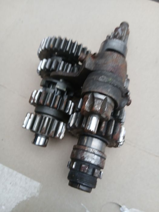 Кпп-коробка передач Юпітер 5- гарний  стан.