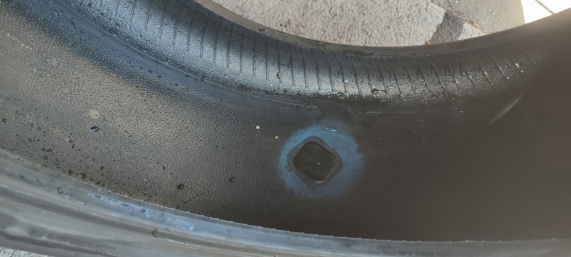 Opona Pirelli zerro lato 19 bmw