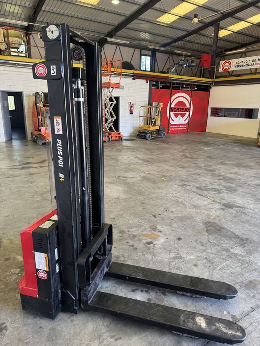 Stacker Plus Power 1500kg 3mt (Semi-Novo)