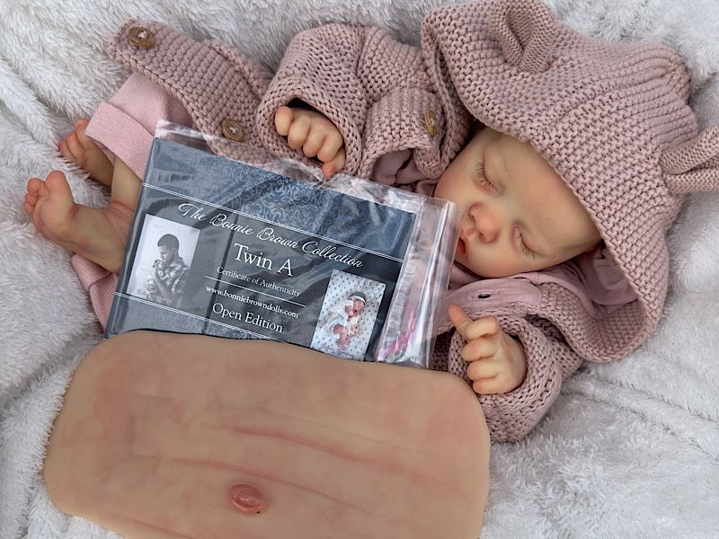 Twin a by bonnie brown, lala reborn
