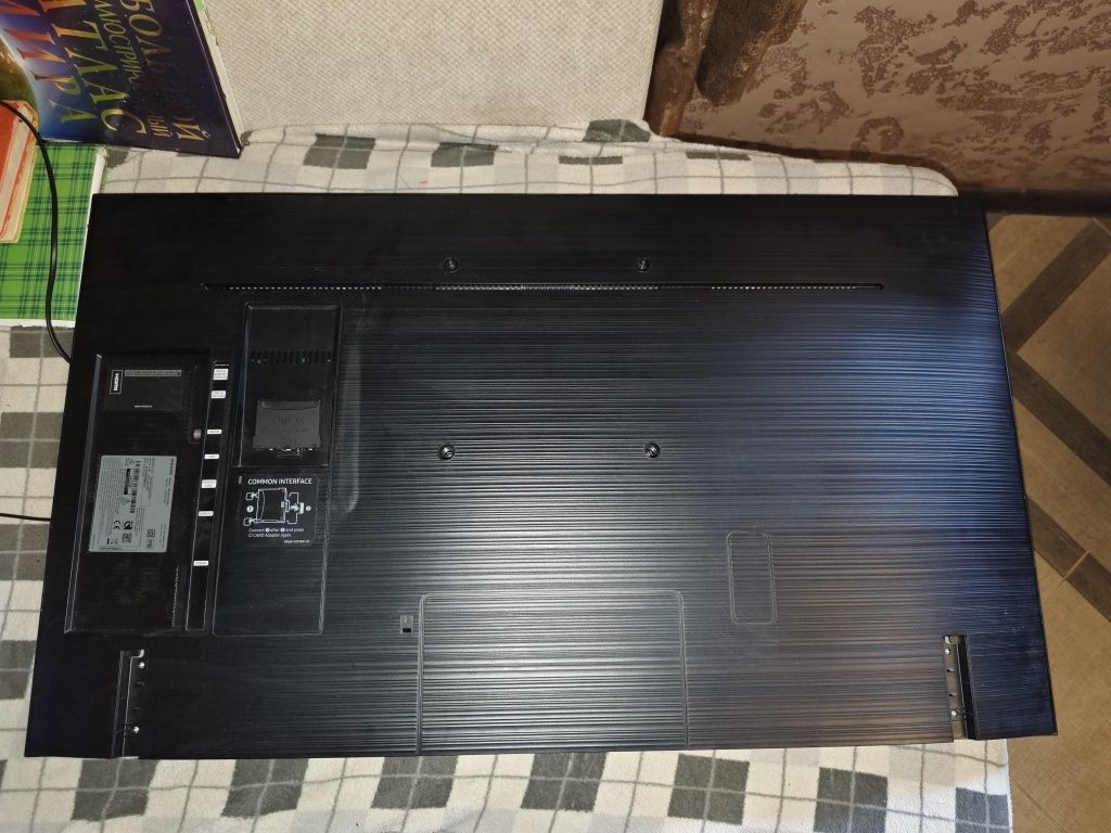 Продам на запчасти Samsung 7 series ue43nu7022k