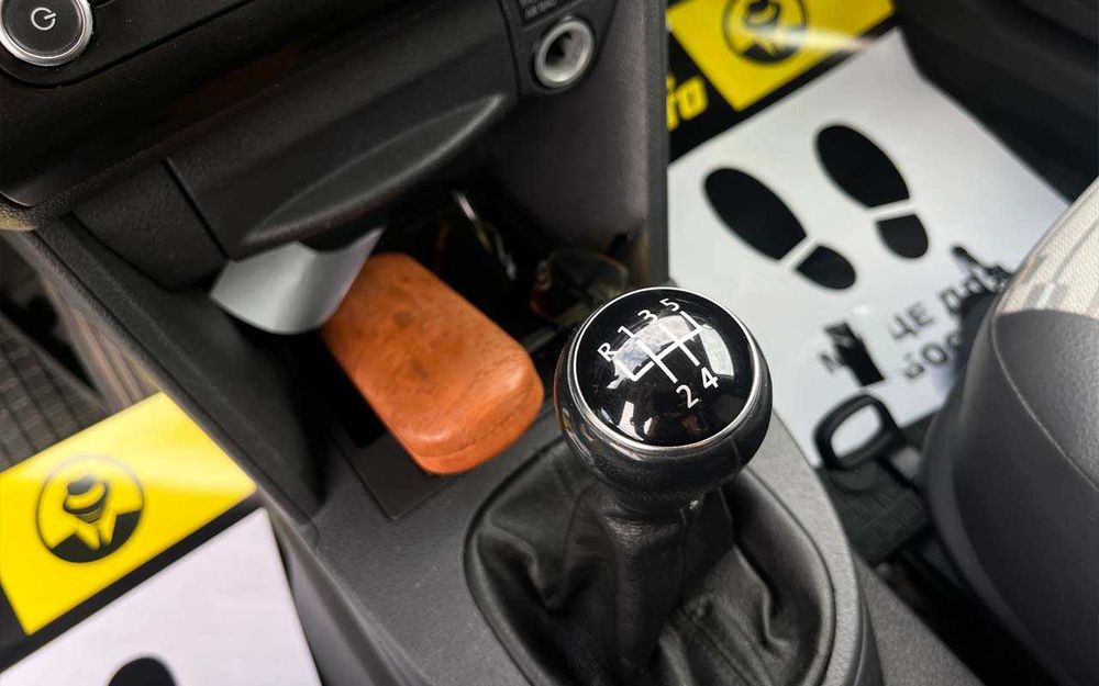 Volkswagen Caddy 2011