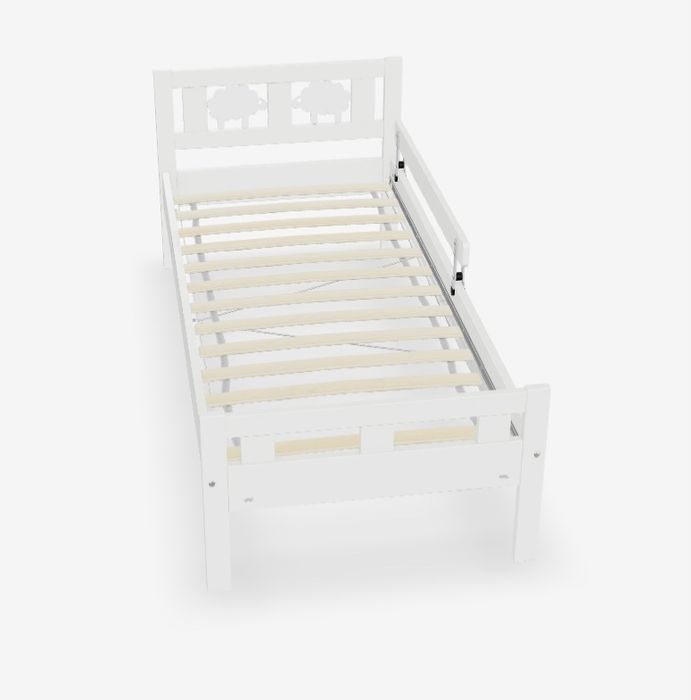 Cama de criança, com estrado ripado e colchão. 70x160cm