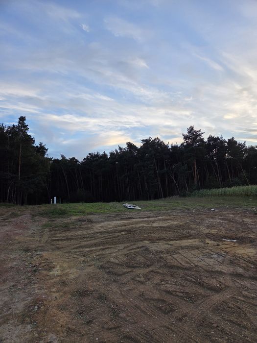 Działka budowlana przy samym lesie