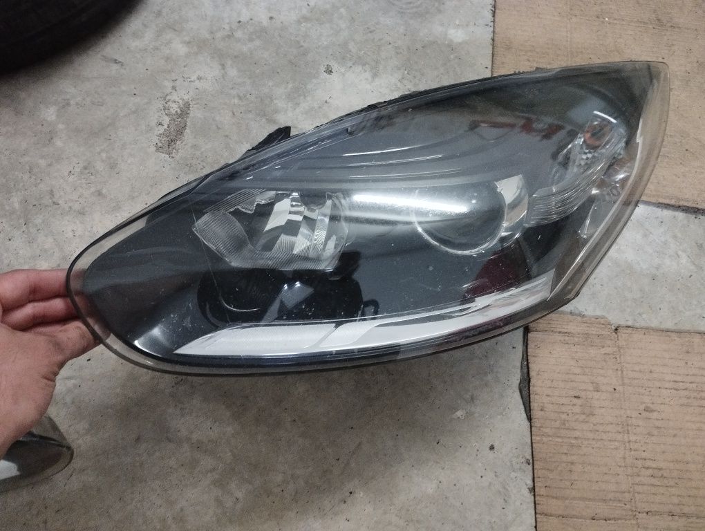 Farol para megane