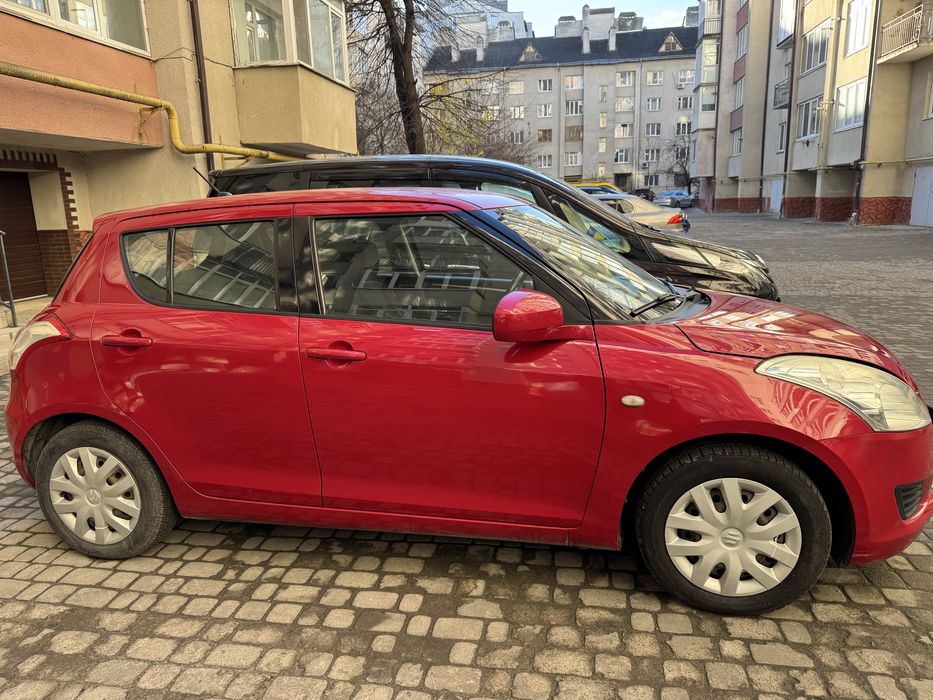 Suzuki Swift 2012 1.2 benzyn automat