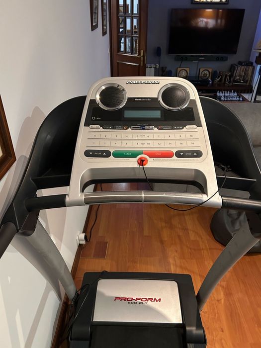 Passadeira Proform 500 ZLT em excelente estado.