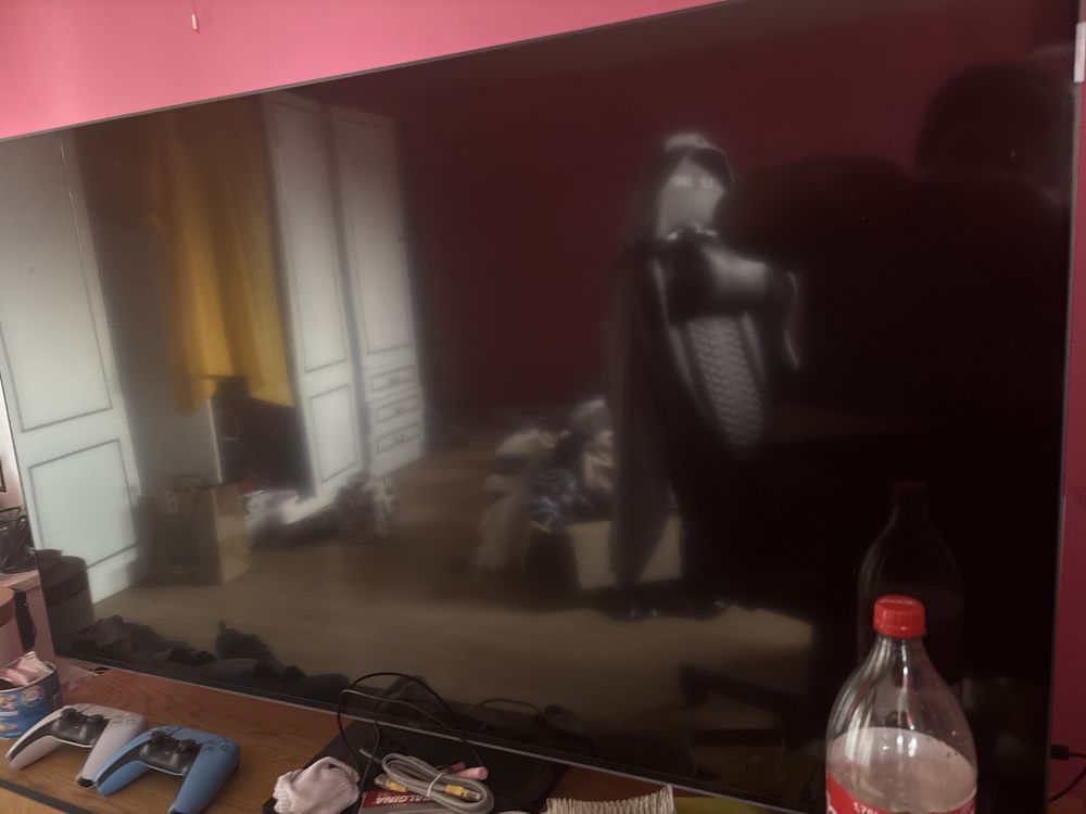 Konsola PS5 pełny zestaw wraz z telewizorem TCL
