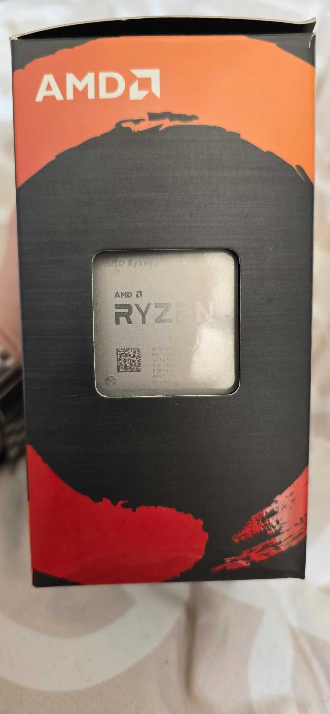 Procesor Ryzen 5 5600X + chłodzenie oraz orginalne pudełko.