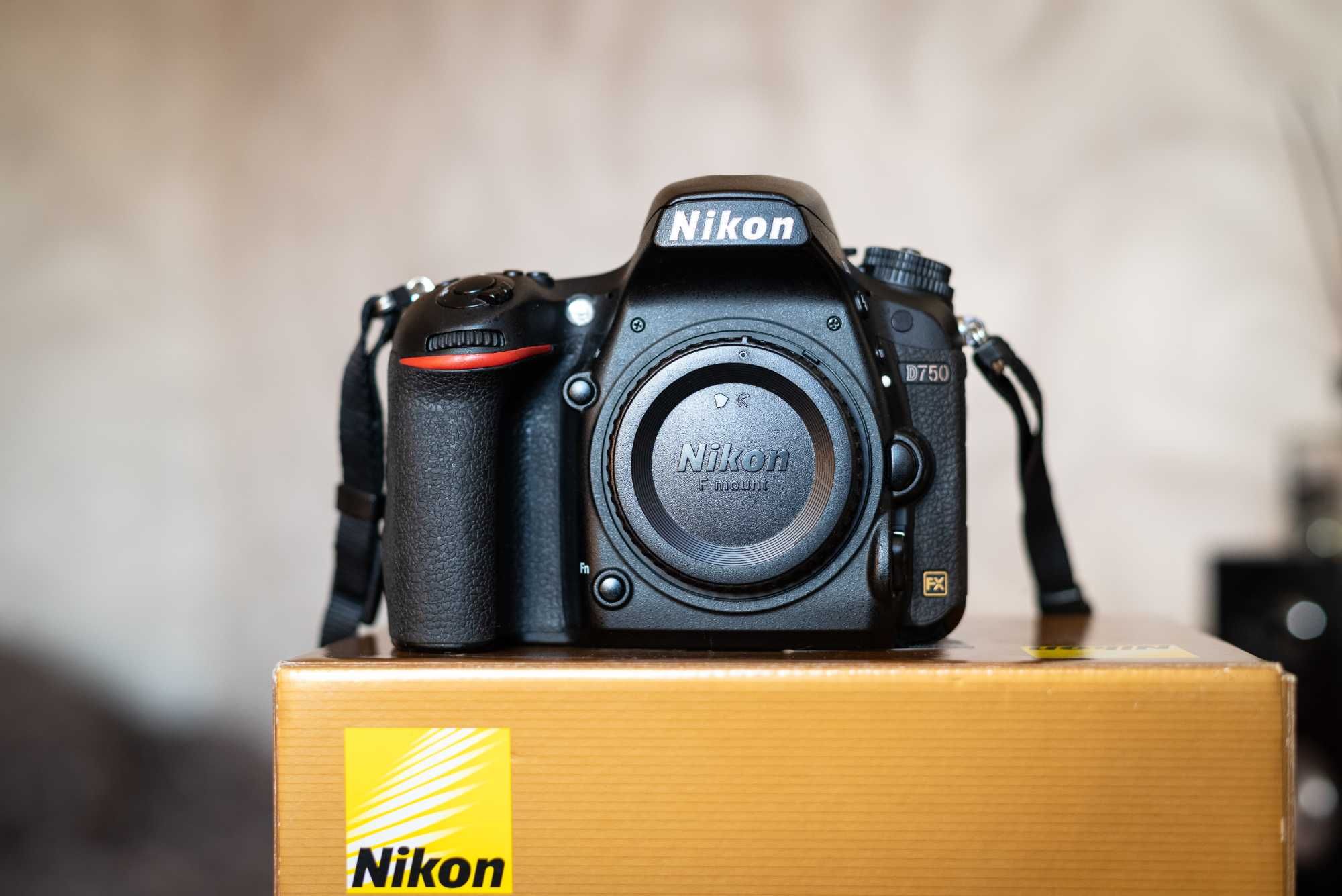 Фотоапарат Nikon D750