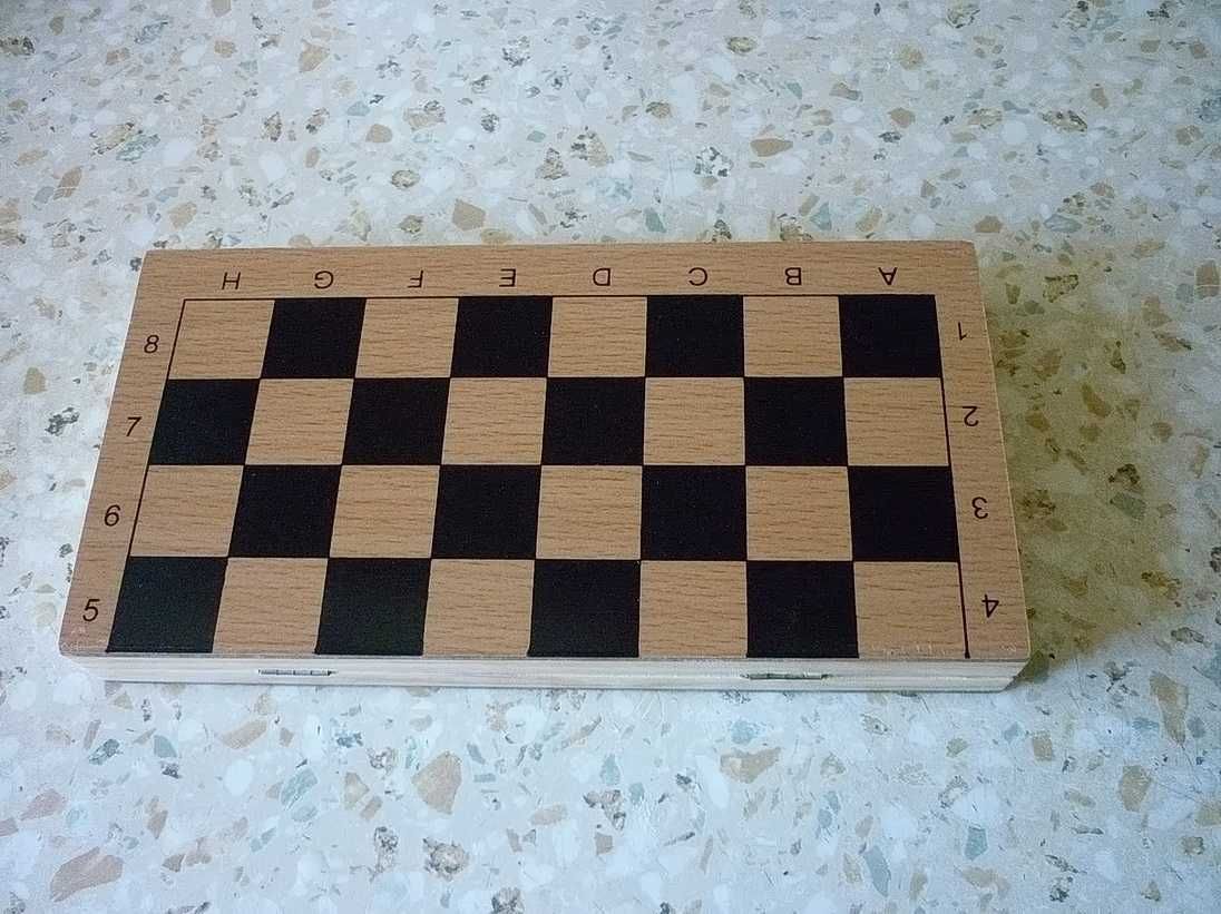 Шахматы-шашки-нарды 3 в 1 деревянная доска дерево 24 х 24 см