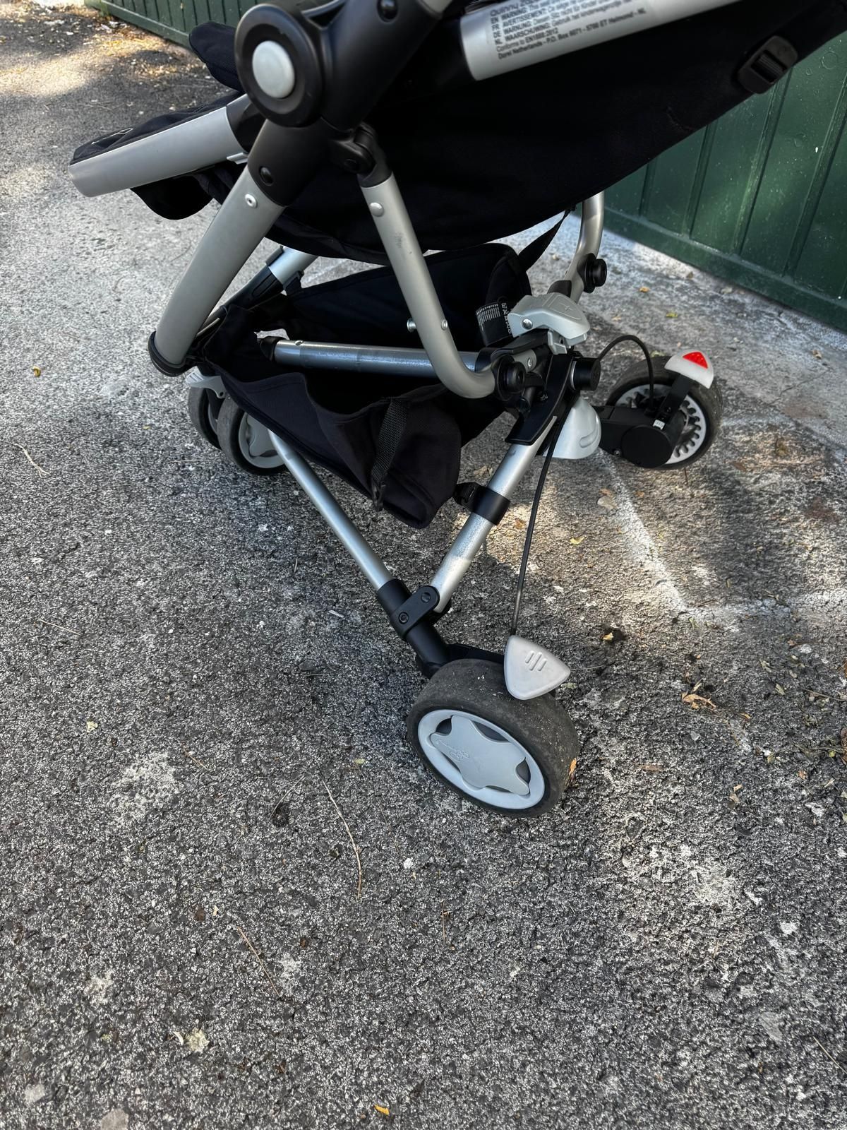 !! Carrinho Quinny Zapp Flex 2+ capa da chuva. Ótimo estado!!