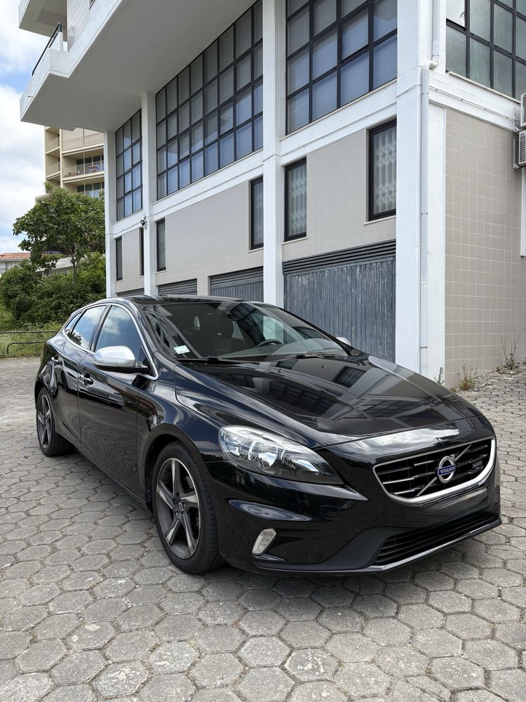 Volvo V40 D2 R-Design