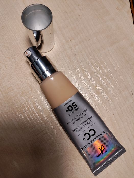 IT COSMETICS Your Skin but better CC+