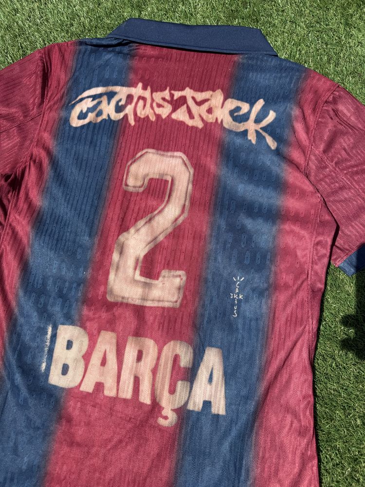 Camisola Travis Scott Cactua Jack e Barcelona