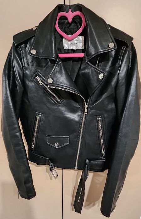 Чорна шкіряна куртка Don't call me Jennyfer