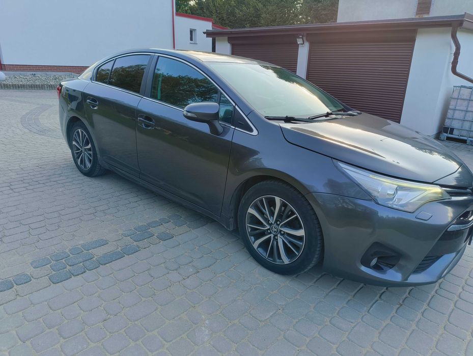 Toyota Avensis 2.0 Prestige MS AUTOMAT